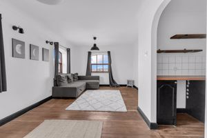 Photo 29- click for photo gallery